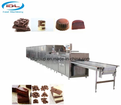 초콜릿 페이스트 정제, 초콜릿 가공 및 너트 피더가 있는 기계 만들기